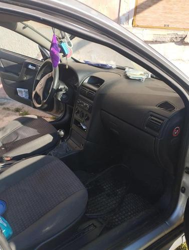 Opel Astra 2004