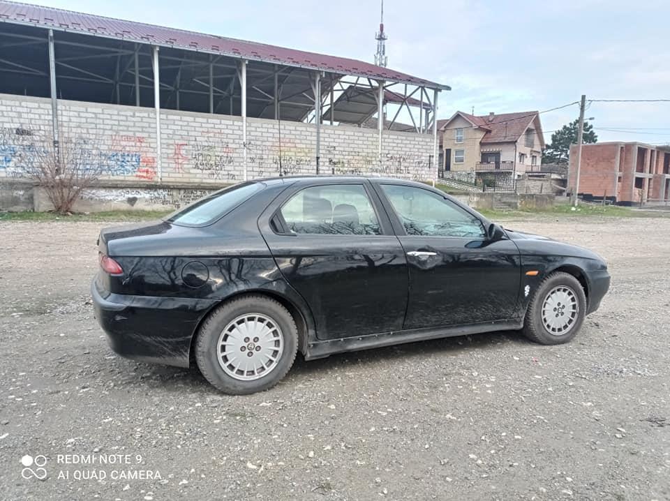 Alfa-Romeo-156