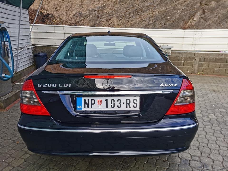 Mercedes-280-4matic
