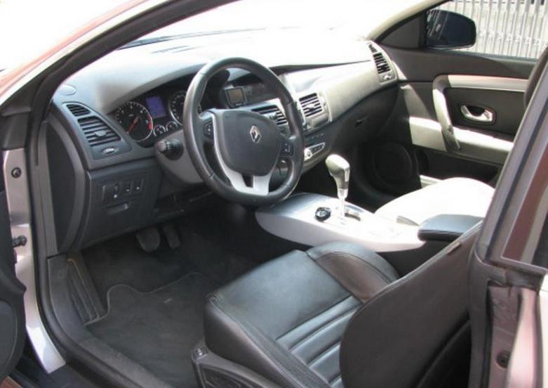 Renault-Laguna--coupe--09