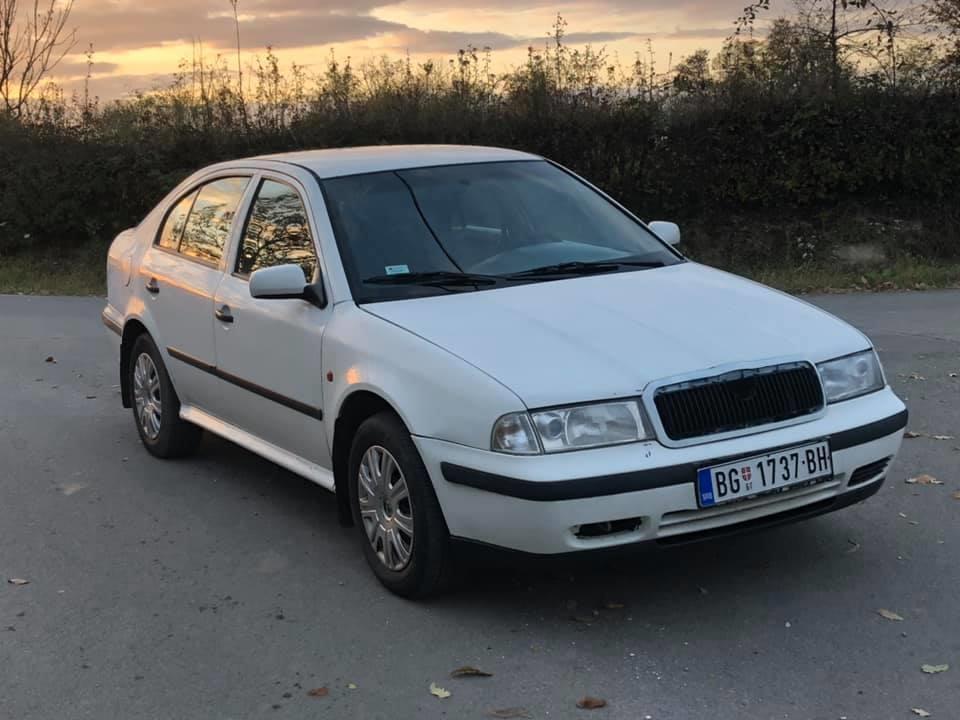 Škoda-Oktavija-1-6B