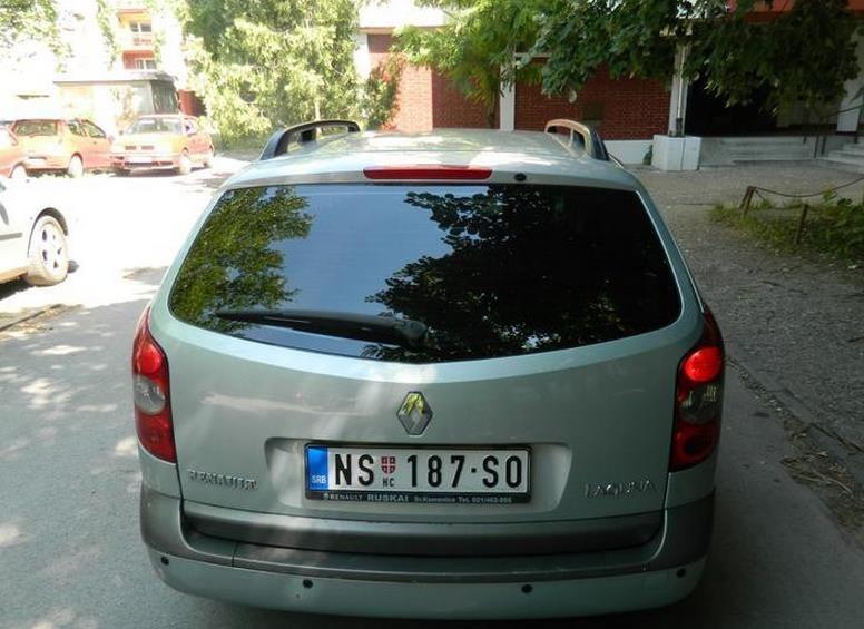 Renault-Laguna-1-9-hdi--01