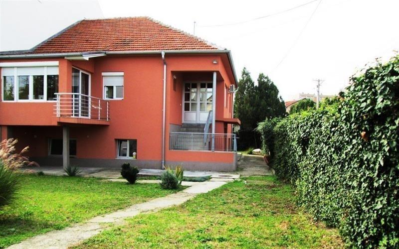Kuca-od-180m2-u-Nis