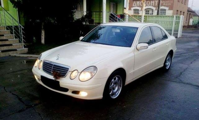 Mercedes Benz E 200 cdi - 06