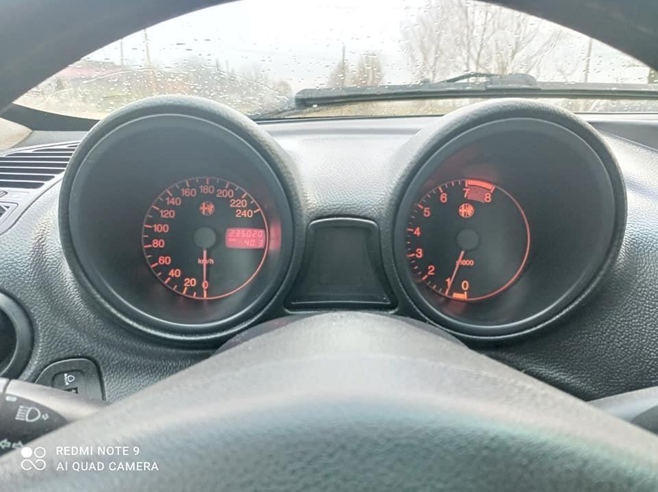 Alfa-Romeo-156