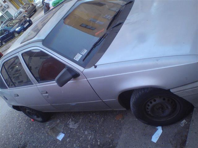 Opel kadet 1,6S -85