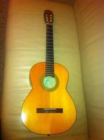 Klasicna spanska gitara
