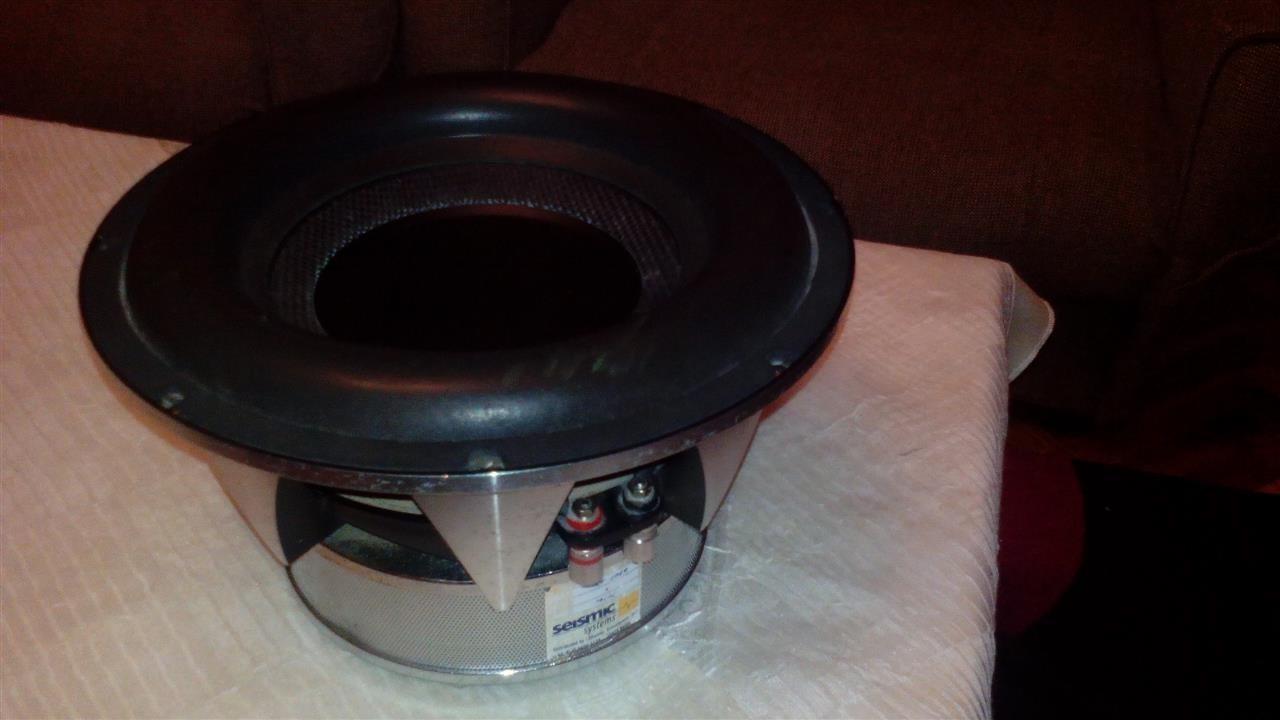 Subwoofer-