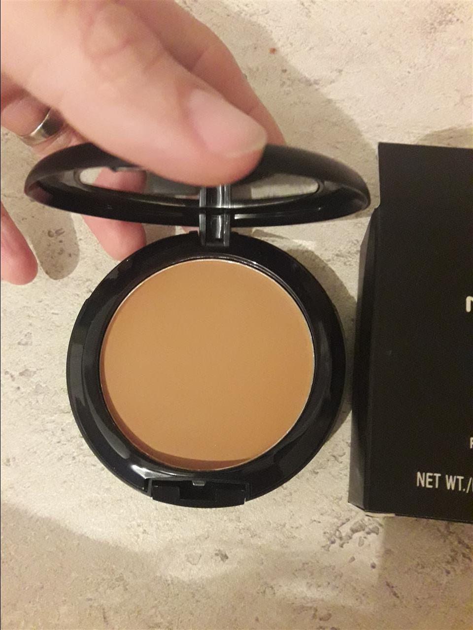 Mac-kameni-puder