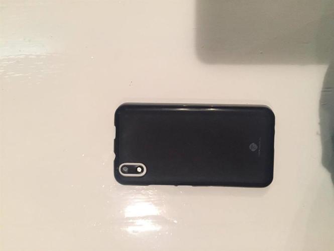 Tesla Smartphone 6.1
