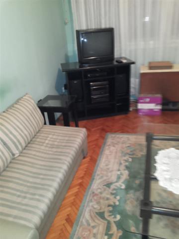 Izdaje-se-stan-55m2-na-Karaburmi