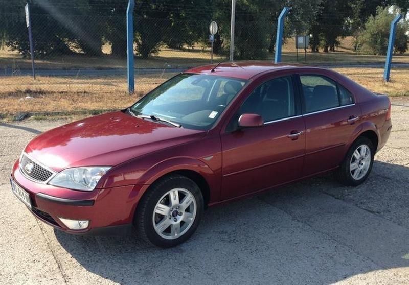 Ford-Mondeo-GHIA--04