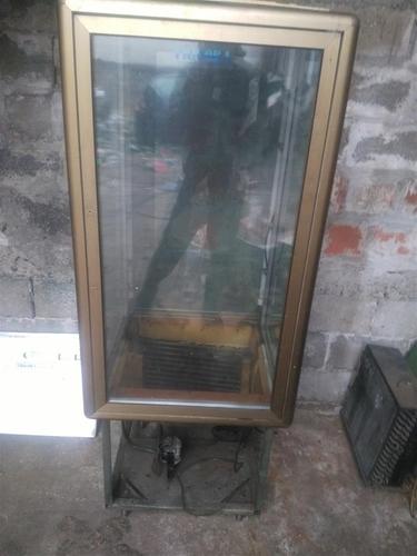 Vitrina za kolace