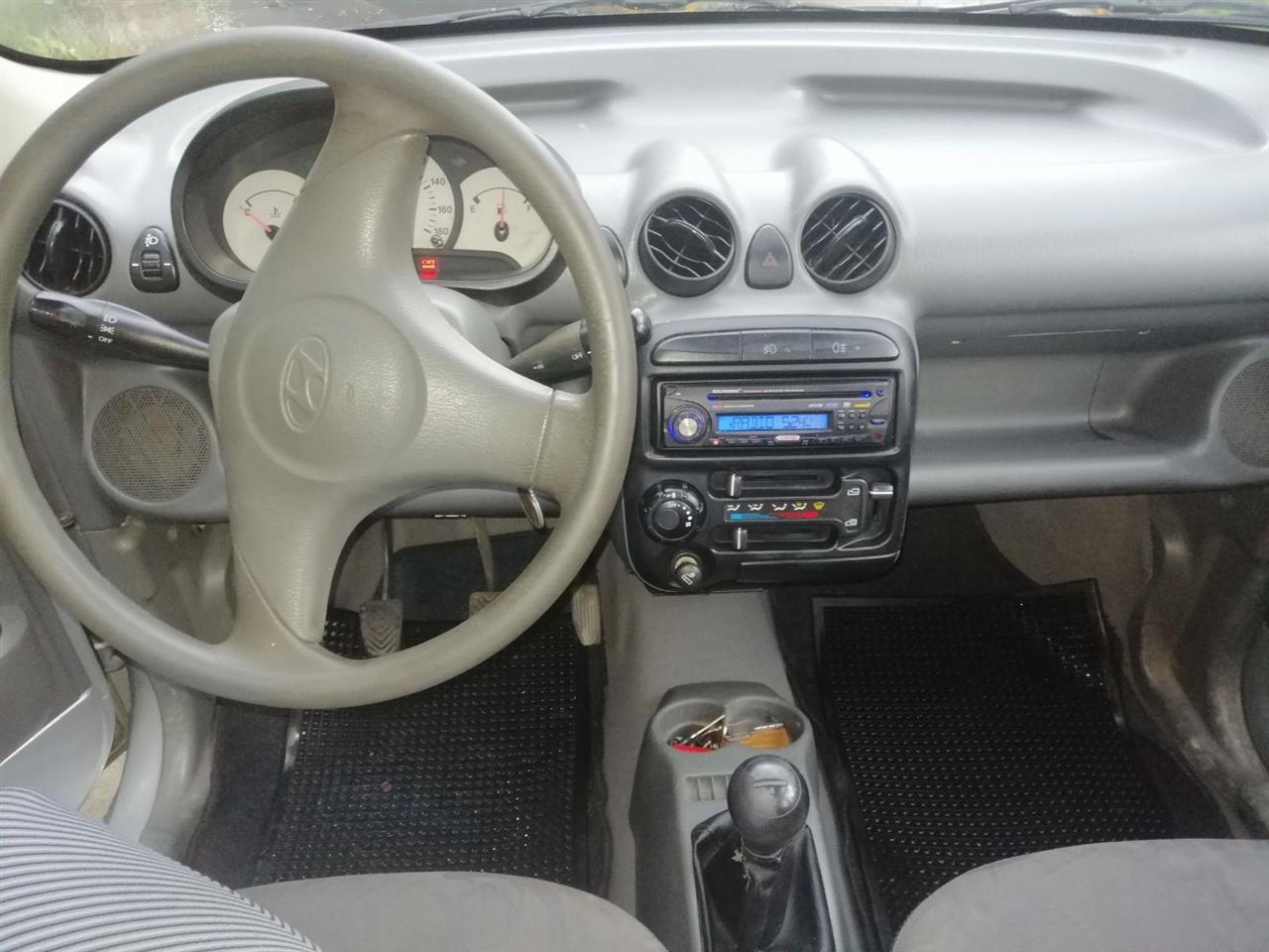 Prodajem-auto