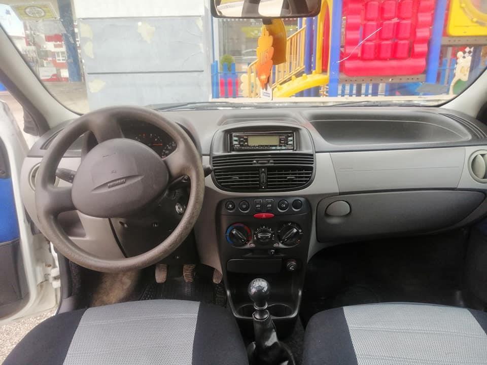 Fiat-Punto-1-2-8v