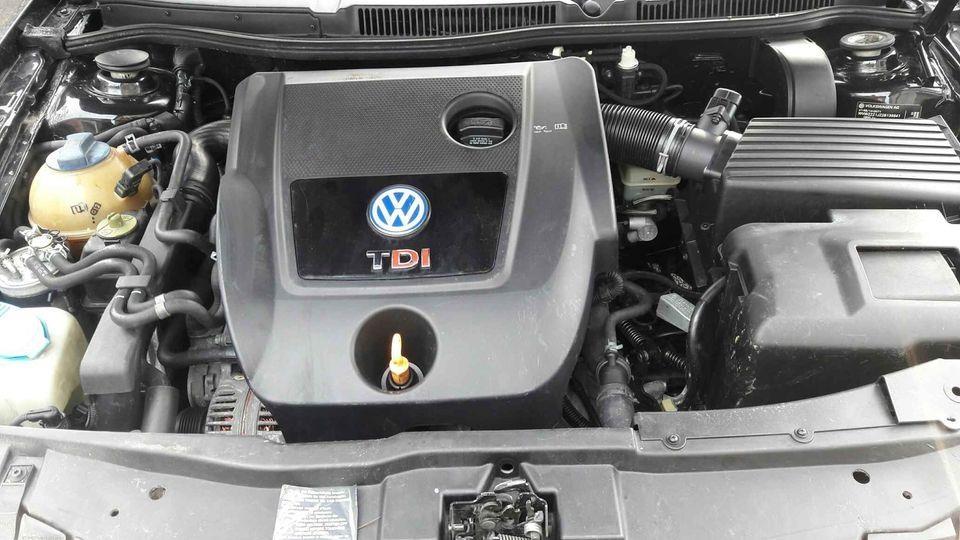 Golf-4-1-9-TDI--101KS--2003g