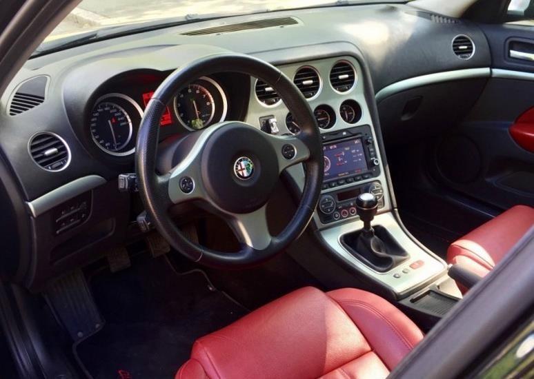 Alfa-Romeo-159-tbi--10