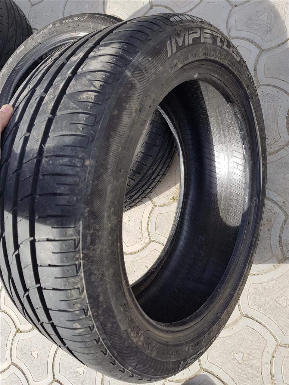 Gume-Lassa-235-45-r17