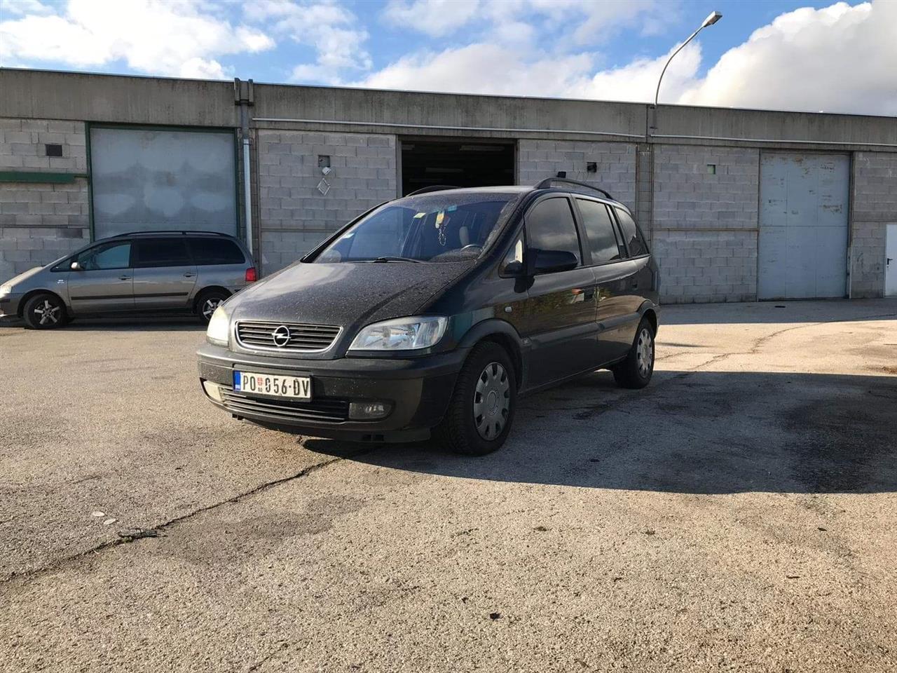 Opel-Zafira-