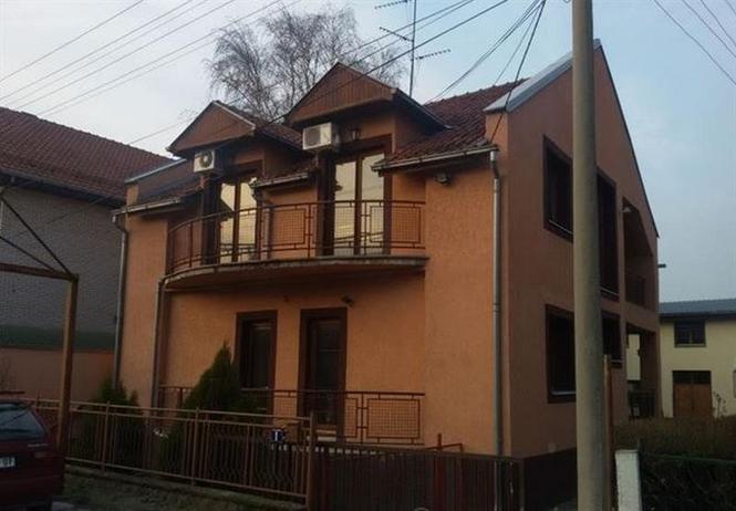 Kuca od 200m2 u Jagodina, Levač