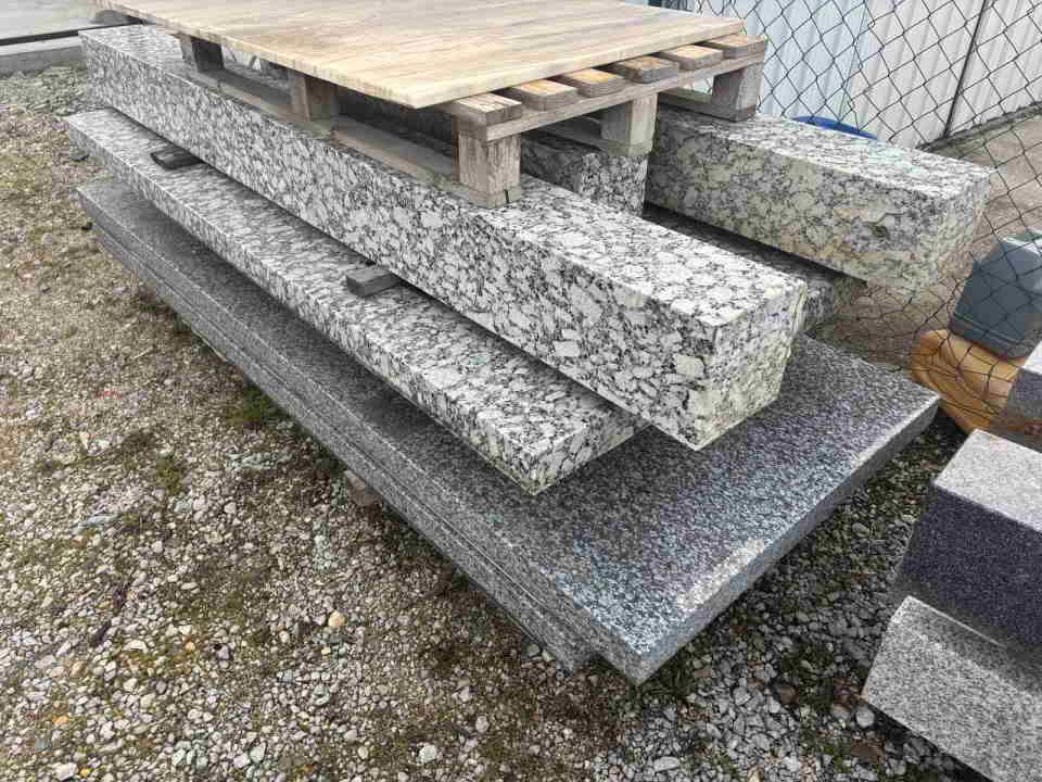 Prodajem-granitne-i-mermerne--ploce-50--m3