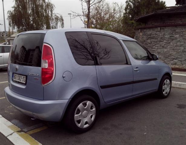 Skoda Roomster -07
