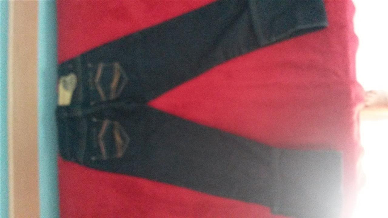 4-oro-Farmerki