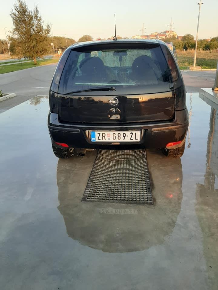 OPEL-KORSA-C-2005