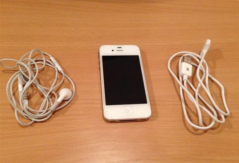 Apple-iPhone-4-beli