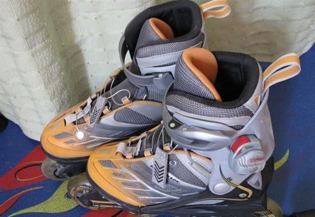 Rollerblade decji roleri + stitnici gratis