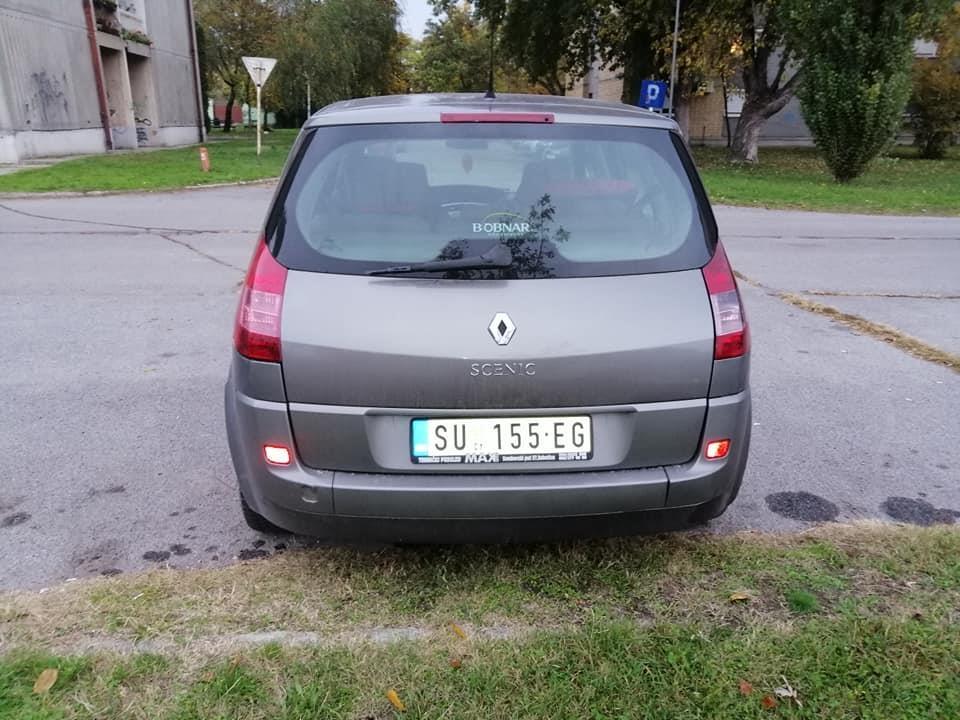 Renault-Scenic