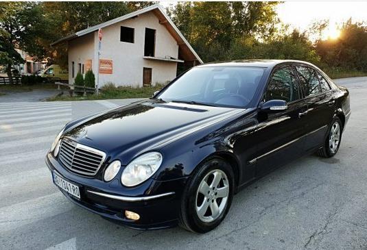 2002-Mercedes-E-220-Cdi-Avantgarde
