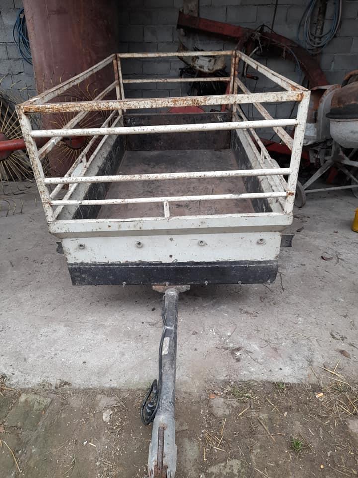 Auto-prikolica