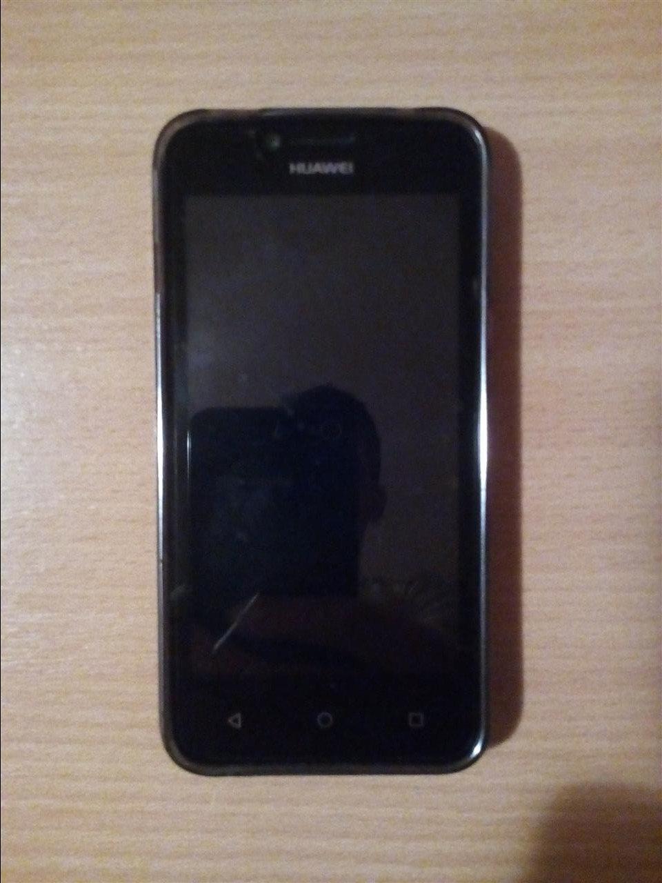 HUAWEI-Y560