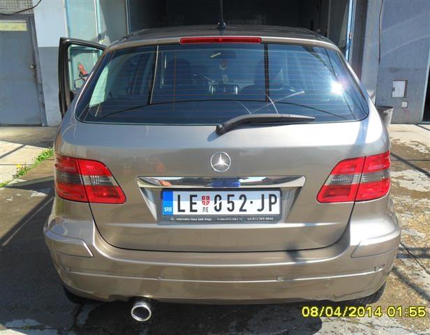 Mercedes-B-180---05-