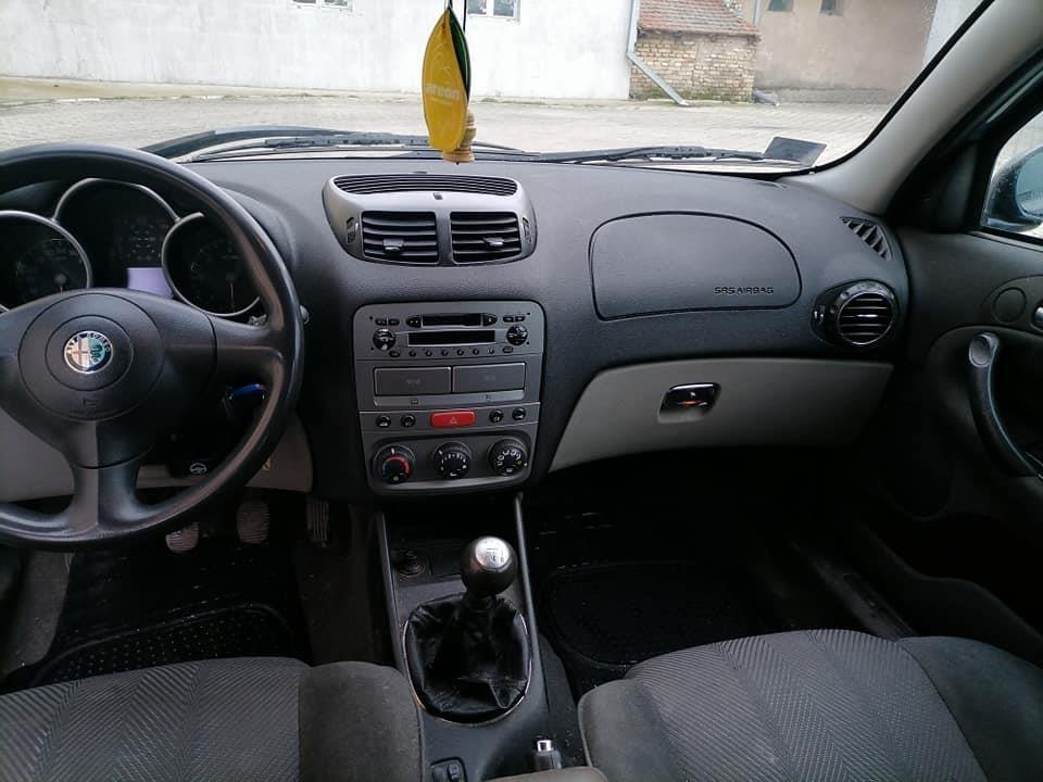 Alfa-Romeo-147