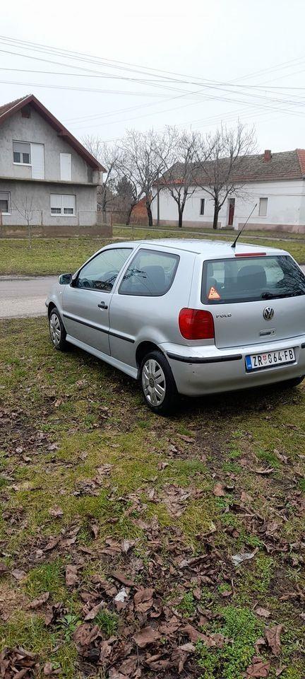 Na-prodaju-2002-godište