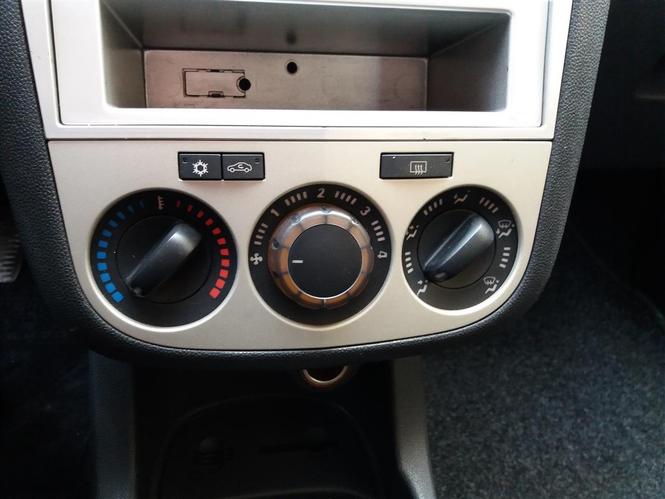Opeo Corsa D 1.2 Benzin