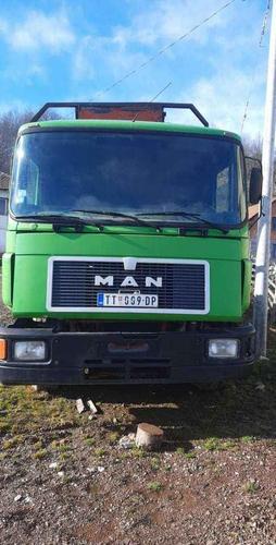 Man 372