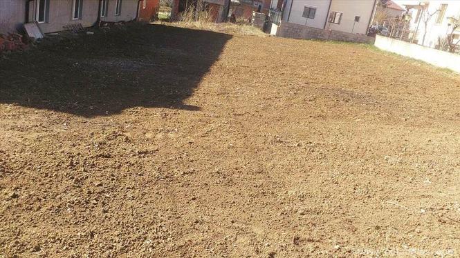 Miljakovac,ul.Miljakovacka 14,5.5a,uz put