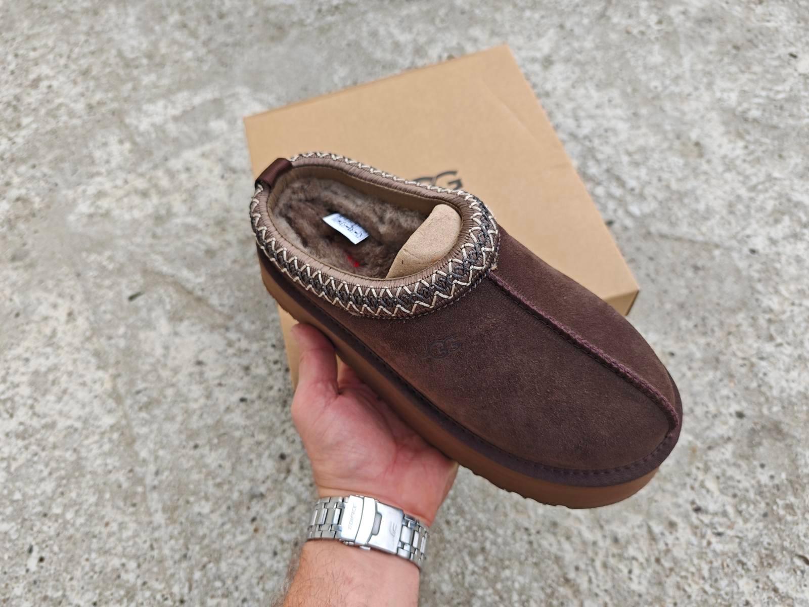 UGG-Tazz