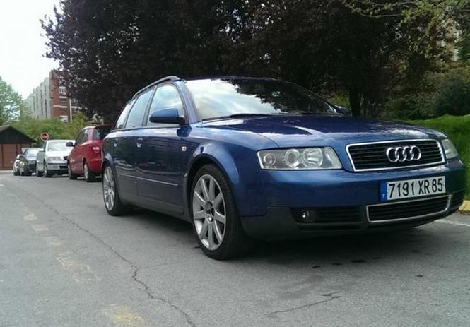 Audi A4 s line -04