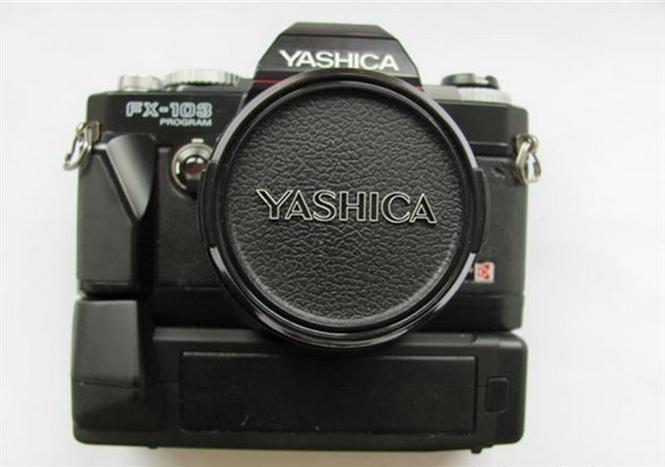 Yashica FX 103