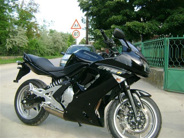 Kawasaki-ER-6F