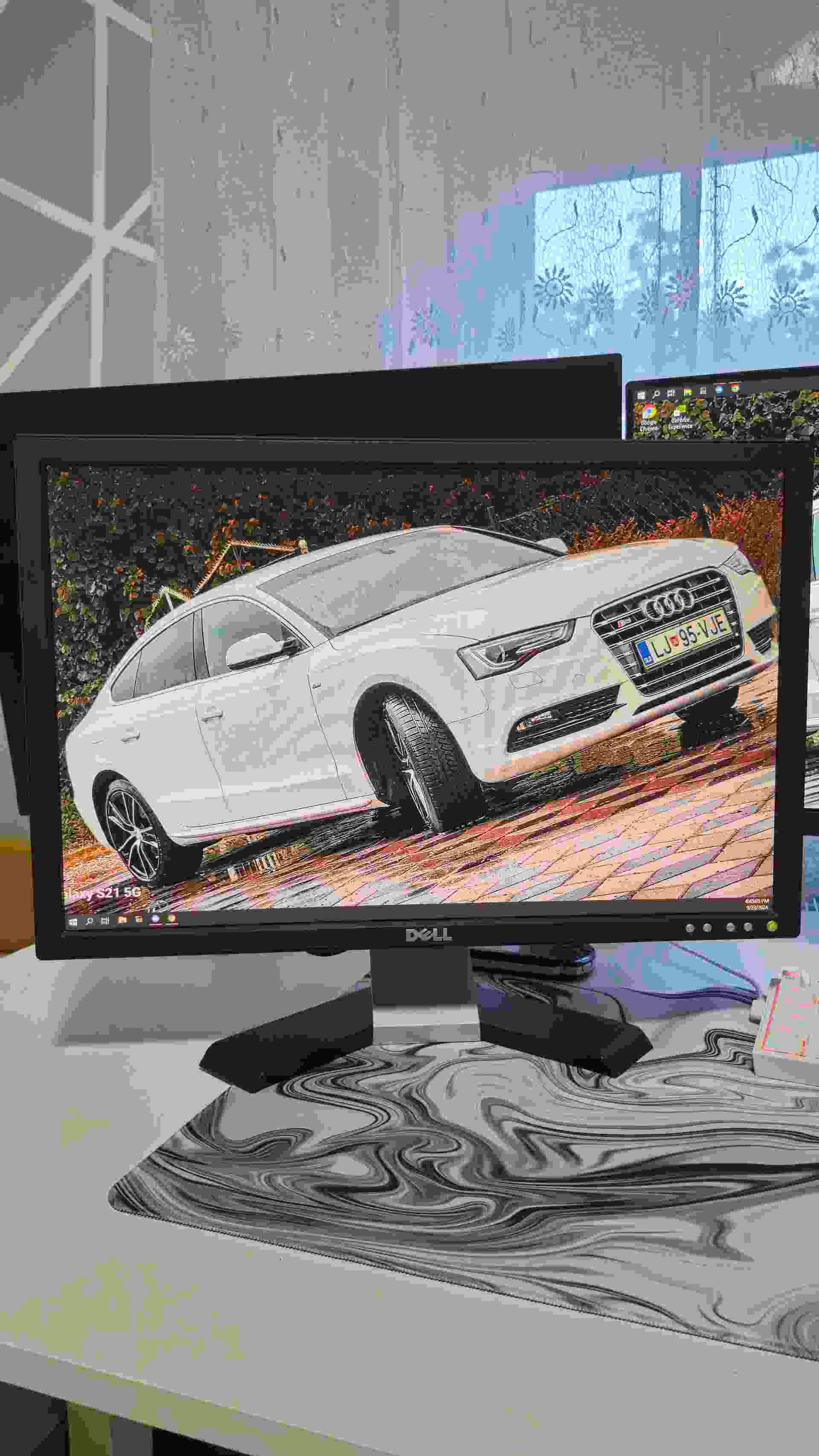 Monitor-Dell-E228WFPc