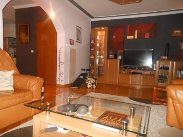 Kuca-500m2-u-Lazarevcu