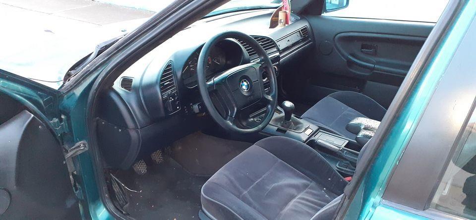 BMW-318-E36