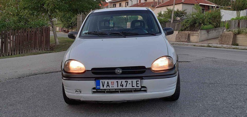 Opel-corsa-1-4