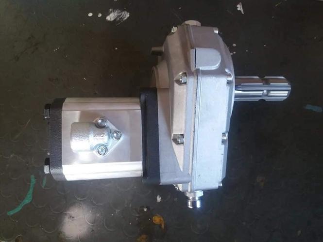 Multiplikator I pumpa sa prikljuccima