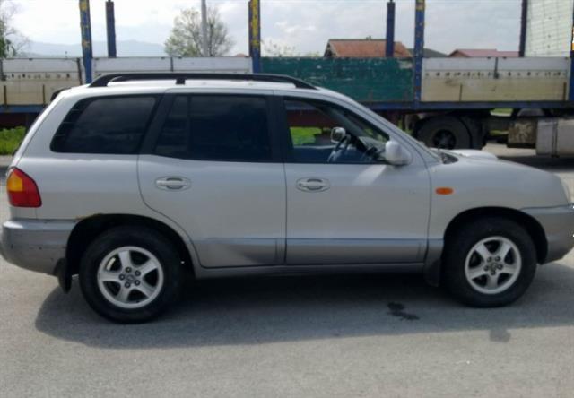 Hyundai-Santa-Fe-2-0-crdi--02